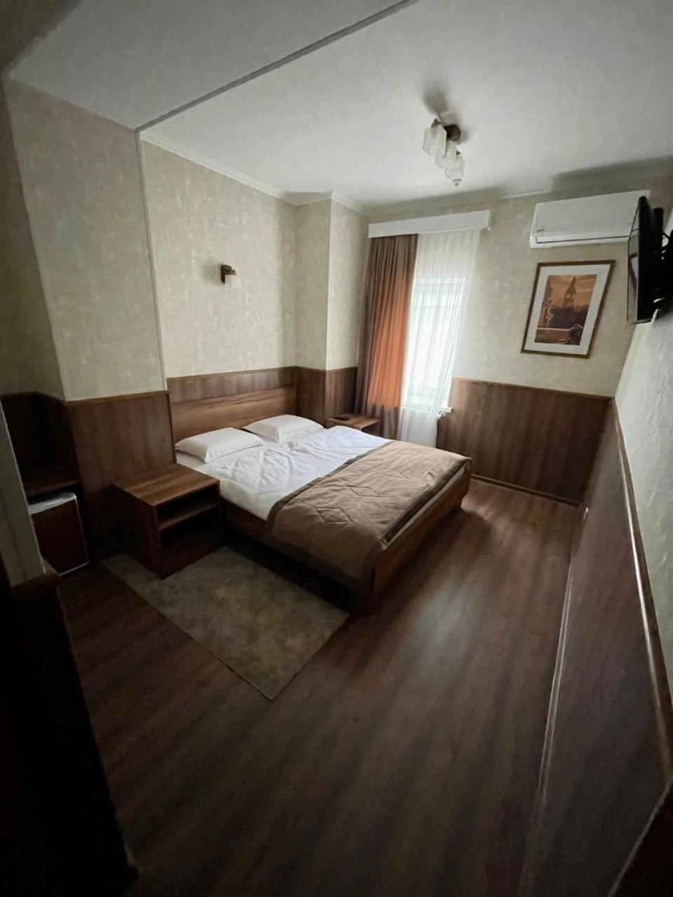 Sport Hotel 2 Čerkasy Esterno foto