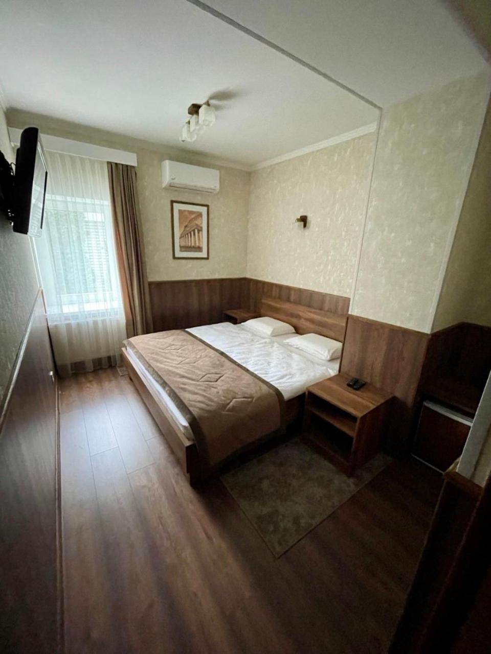 Sport Hotel 2 Čerkasy Esterno foto