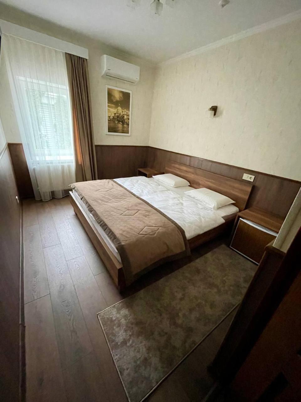 Sport Hotel 2 Čerkasy Esterno foto