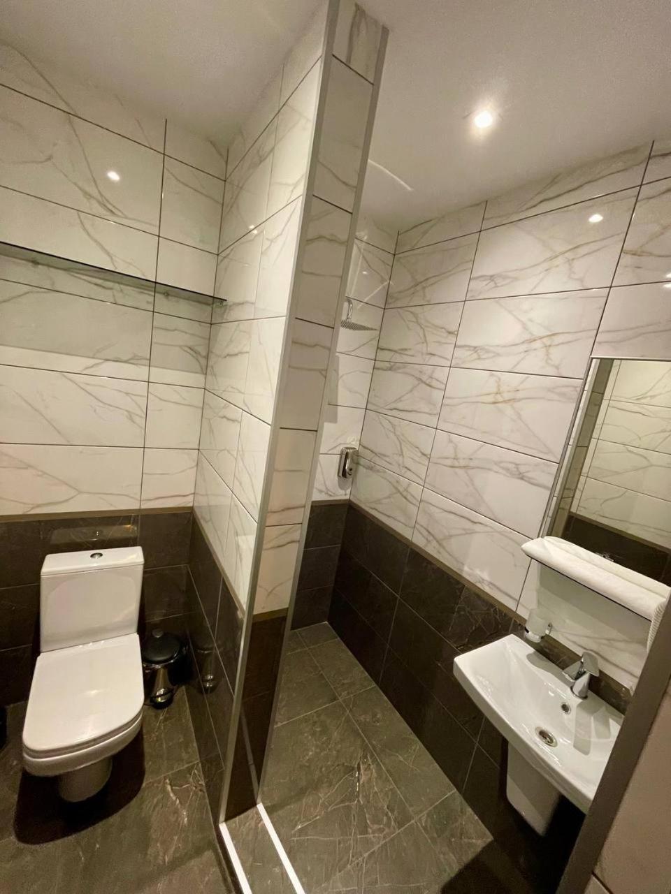 Sport Hotel 2 Čerkasy Esterno foto